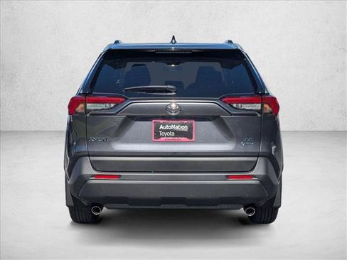 Used 2025 Toyota RAV4 LE AWD/4WD image 7