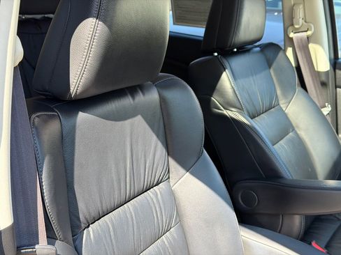 Used 2014 Honda CR-V EX-L image 10