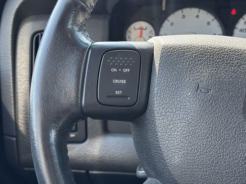 Used 2004 Dodge Ram 1500 Truck SLT w/ Security Group w/ Alarm AWD/4WD image 23