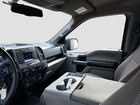 Used 2017 Ford F150 XLT image 21