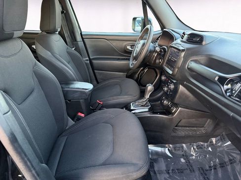 Used 2022 Jeep Renegade Altitude image 15