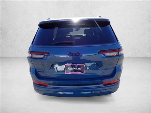 New 2026 Jeep Grand Cherokee L Limited AWD/4WD image 3