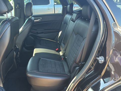 Used 2024 Ford Edge ST-Line AWD/4WD image 11