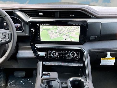 New 2026 GMC Sierra 1500 Denali w/ Technology Package AWD/4WD image 8