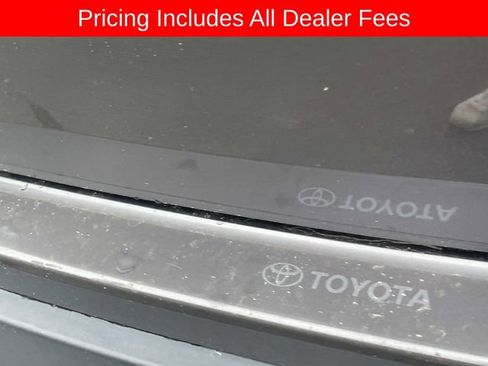 Used 2018 Toyota Highlander Limited Platinum AWD/4WD image 11