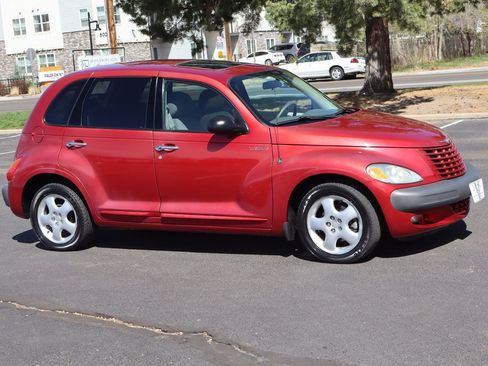 Used 2002 Chrysler PT Cruiser Touring image 2