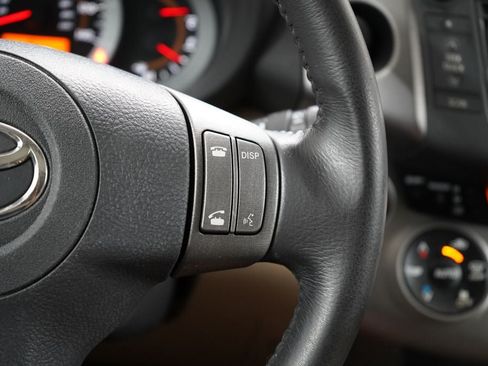Used 2010 Toyota RAV4 Limited FWD image 22