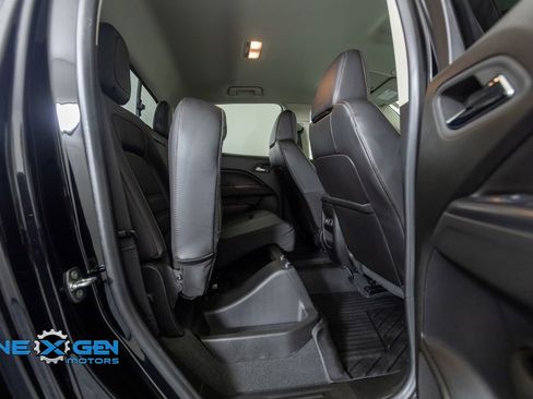 Used 2022 GMC Canyon AT4 AWD/4WD image 36