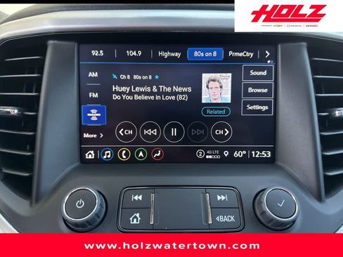 Certified 2023 GMC Acadia SLT w/ Preferred Package AWD/4WD image 10