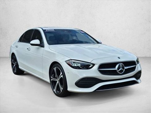 Used 2024 Mercedes-Benz C 300 Sedan image 3