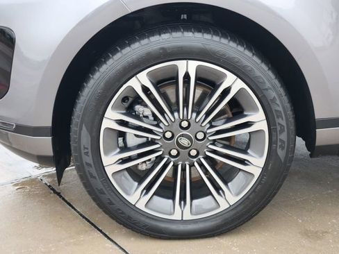 Certified 2025 Land Rover Range Rover Evoque S image 11