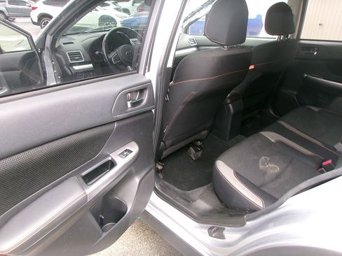 Used 2016 Subaru Crosstrek 2.0i Premium w/ Moonroof Package image 15