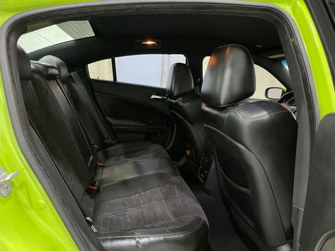 Used 2019 Dodge Charger Scat Pack w/ Daytona Edition Group RWD image 27