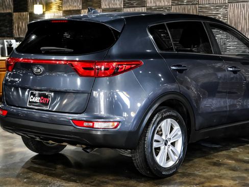 Used 2018 Kia Sportage LX FWD image 11