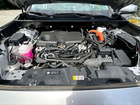 Used 2022 Toyota RAV4 XLE AWD/4WD image 54