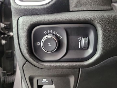 Used 2023 RAM 1500 Big Horn w/ Level 1 Safety Group RWD image 13