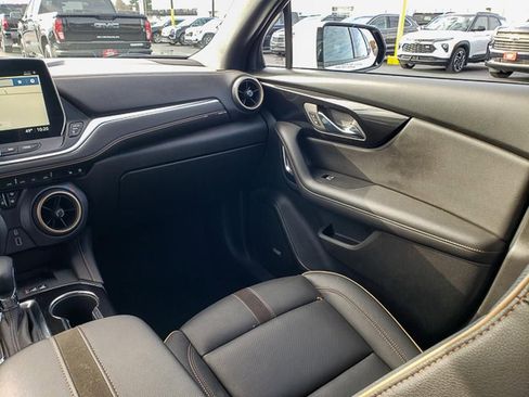 Used 2023 Chevrolet Blazer Premier w/ Enhanced Convenience Package image 26