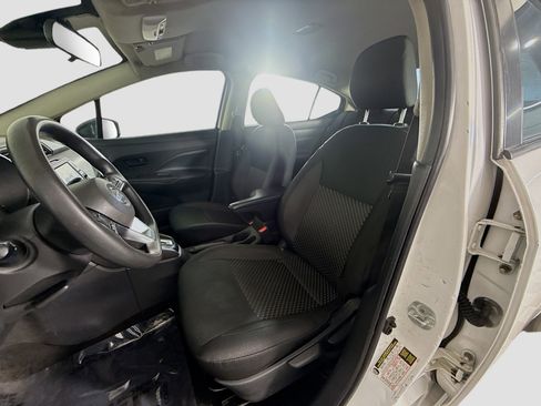 Used 2020 Nissan Versa S image 22