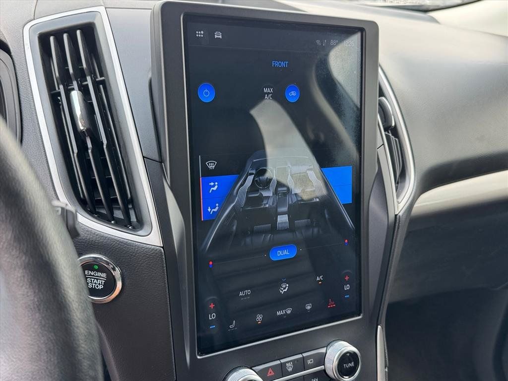 Used 2024 Ford Edge SEL AWD/4WD image 21