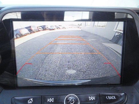 Used 2017 Chevrolet Camaro SS image 17