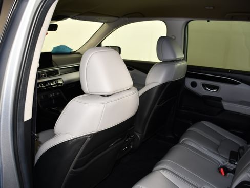 Certified 2025 Honda Pilot EX-L image 48