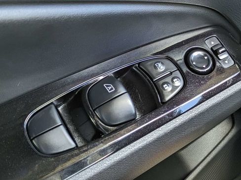 Used 2024 Nissan Altima 2.5 SR w/ SR Premium Package FWD image 26