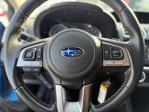 Used 2017 Subaru Crosstrek 2.0i Premium AWD/4WD image 11