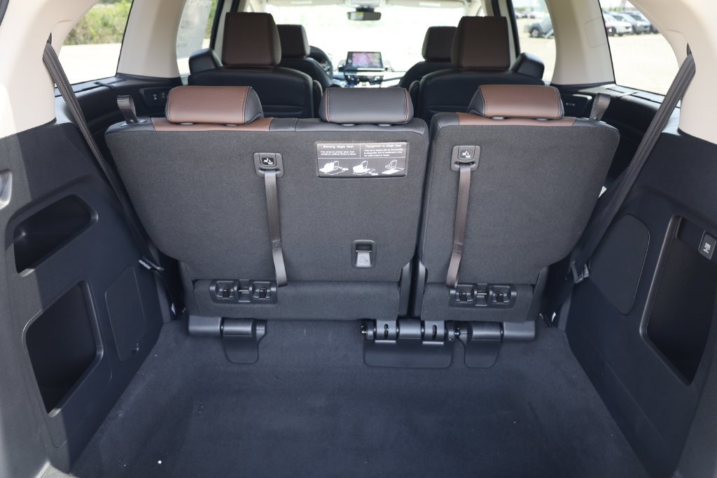 New 2026 Honda Odyssey Elite image 9
