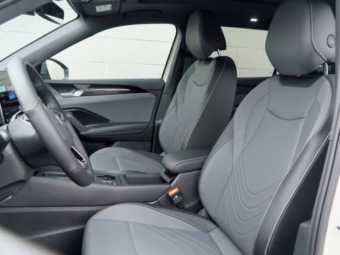 New 2026 Volkswagen Tiguan SE R-Line AWD/4WD image 8