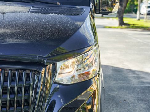 Used 2019 Mercedes-Benz Sprinter 4x4 170 image 53