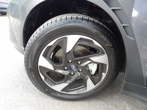 Used 2024 Subaru Crosstrek 2.5i Limited AWD/4WD image 29