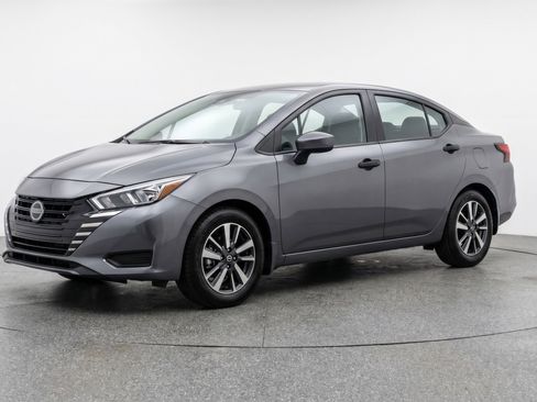 Used 2025 Nissan Versa SV FWD image 3
