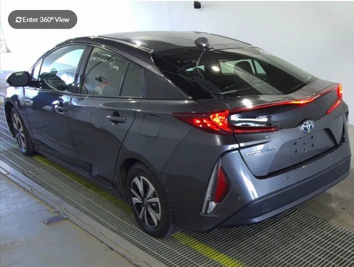 Used 2019 Toyota Prius Prime FWD image 3