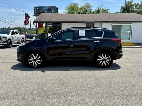 Used 2018 Kia Sportage EX w/ EX Premium Package FWD image 8