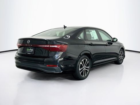 Used 2025 Volkswagen Jetta Sport FWD image 9