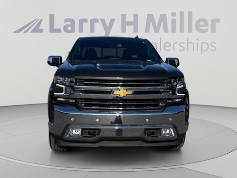 Used 2021 Chevrolet Silverado 1500 LTZ w/ Z71 Off-Road Package AWD/4WD image 8