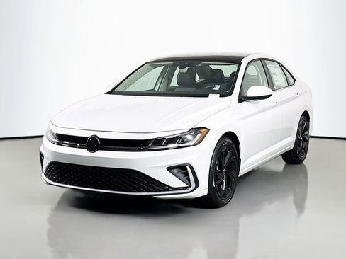 New 2026 Volkswagen Jetta SE image 3