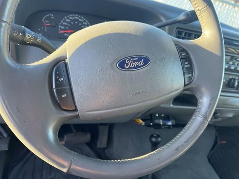 Used 2004 Ford F350 Lariat image 20