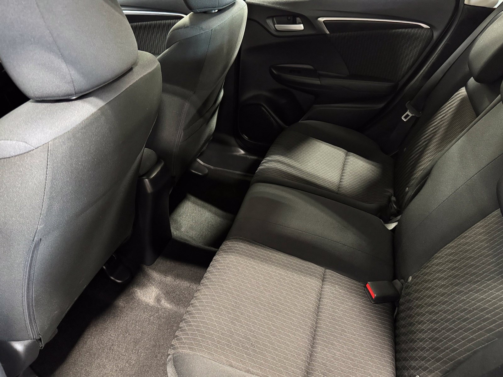 Used 2018 Honda Fit EX image 40