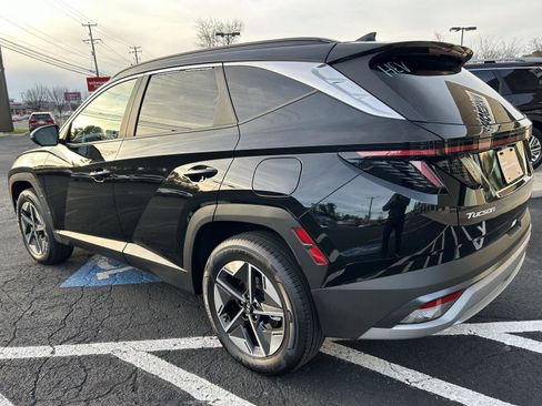 Certified 2025 Hyundai Tucson SEL image 4