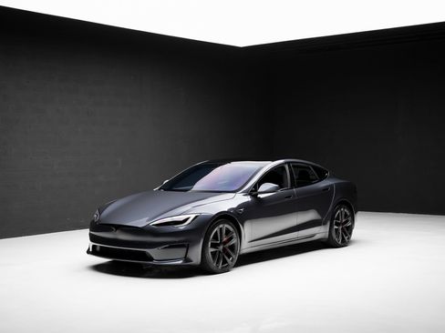 Used 2022 Tesla Model S Plaid AWD/4WD image 4