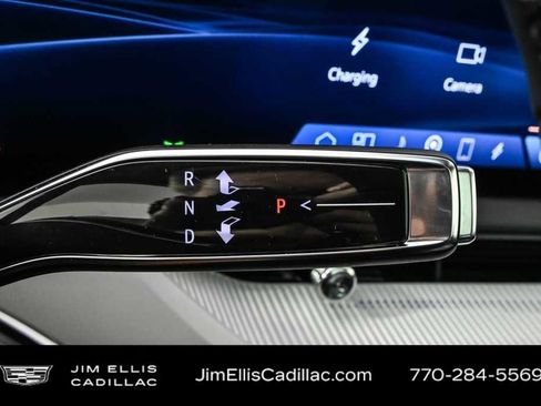 New 2025 Cadillac Optiq Sport 1 image 17
