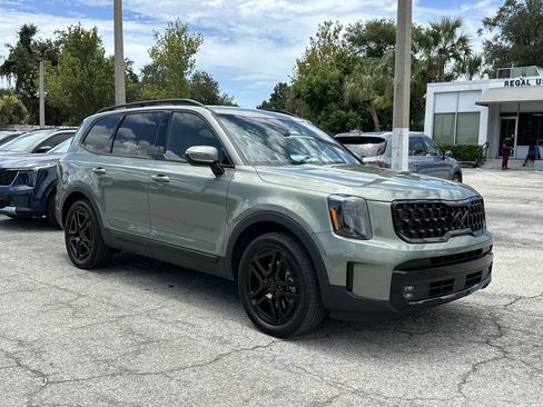 Certified 2025 Kia Telluride SX Prestige X-Line AWD/4WD image 2