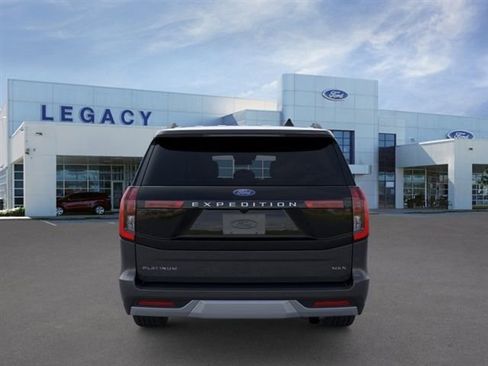 New 2026 Ford Expedition Max Platinum w/ Driver's Package AWD/4WD image 5