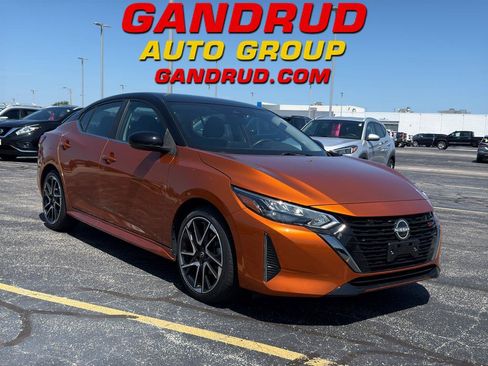 Certified 2024 Nissan Sentra SR FWD image 1