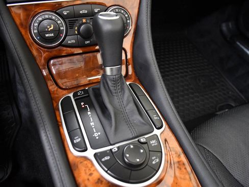Used 2009 Mercedes-Benz SL 550 image 19
