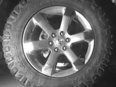 Used 2021 Ford F150 Lariat AWD/4WD image 12