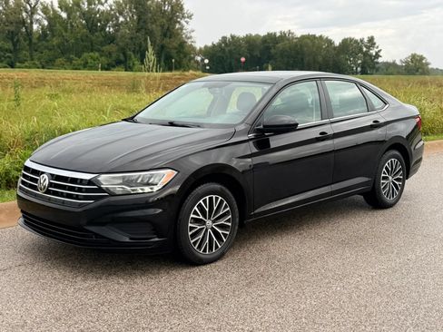Used 2020 Volkswagen Jetta SE FWD image 12