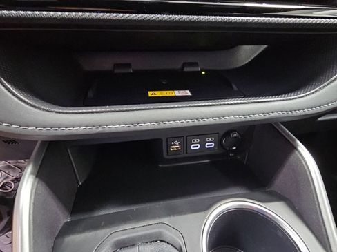 Used 2024 Toyota Highlander XSE FWD image 20