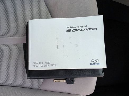 Used 2015 Hyundai Sonata SE FWD image 16